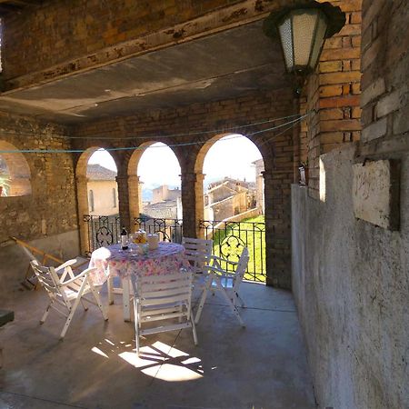 아멜리아 Scappo In Umbria, La Loggia 아파트 외부 사진